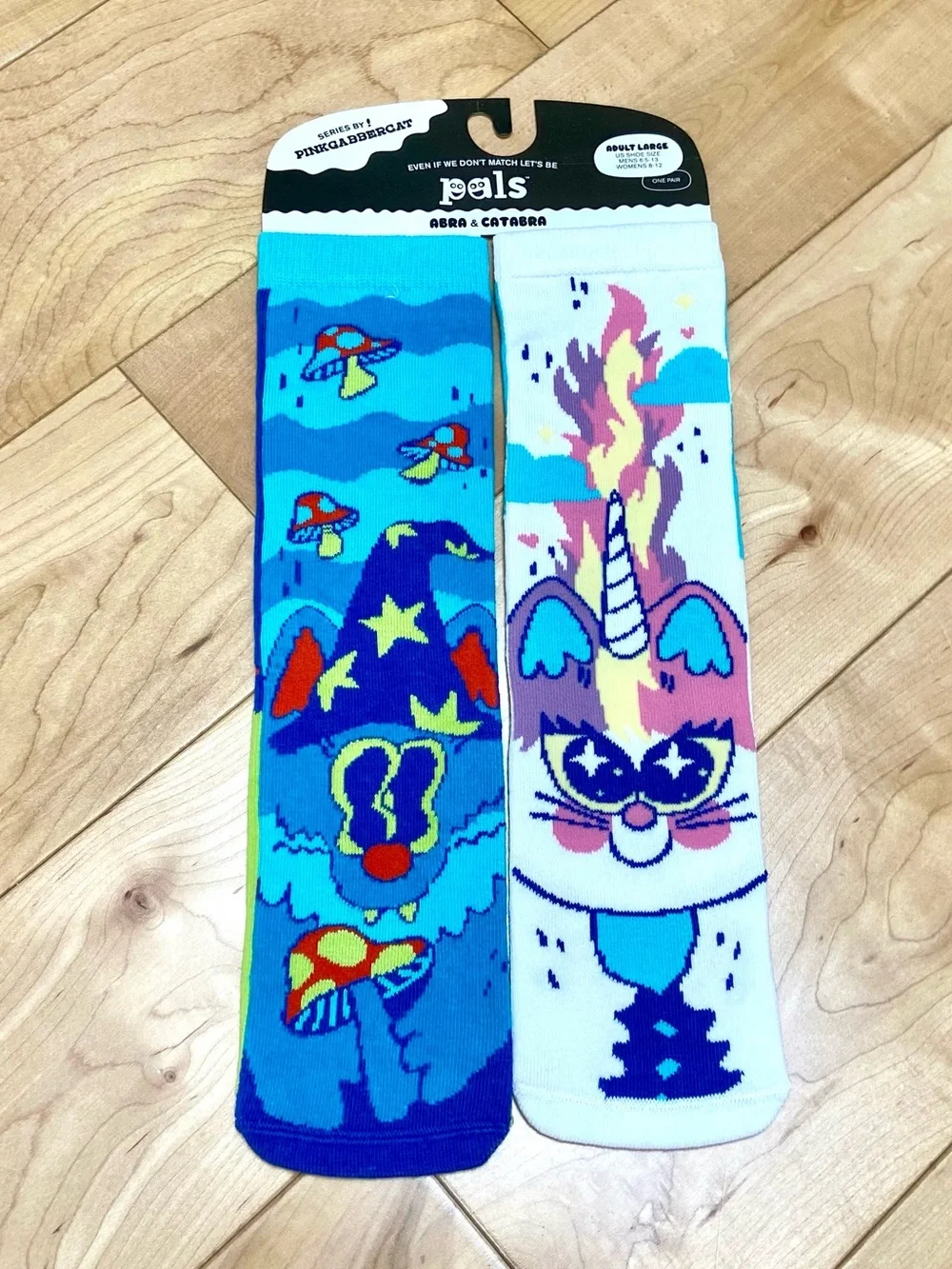 Pals pinkgabbercat & Abra and catabra mismatched cat socks adult large